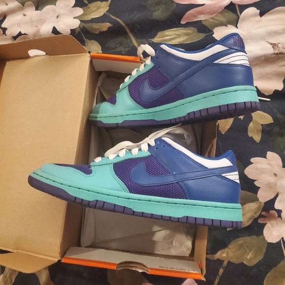 Nike Dunk Low Atlantic Blue Purple Size 7 - Picture 6 of 8